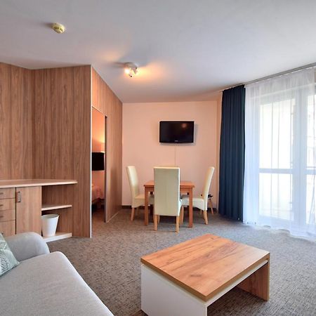 Apartament Prywatny W Diva Spa كولوبرزيغ المظهر الخارجي الصورة